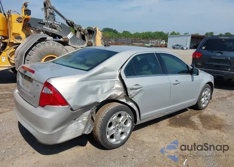 2010 Ford Fusion Se из США, поврежденный, VIN 3FAHP0HA2AR156494